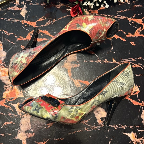 Vintage Peunrws Denim Monogram Louis Vuitton Peep Toe Heels Pumps - Picture 3 of 8